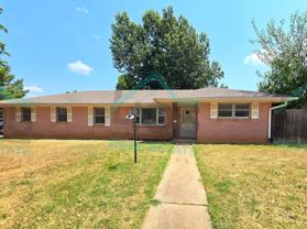 3606 Oakhurst Dr - Photo 1 of 1
