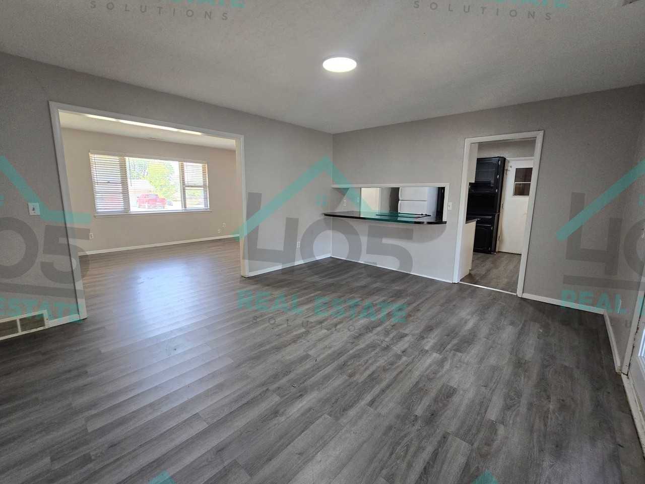 3606 Oakhurst Dr - Photo 6 of 30