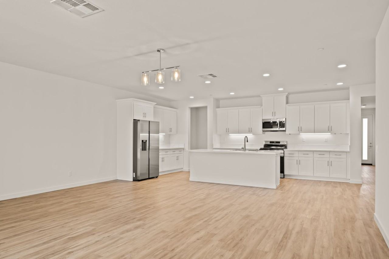 49109 Garland Rd - Photo 4 of 20