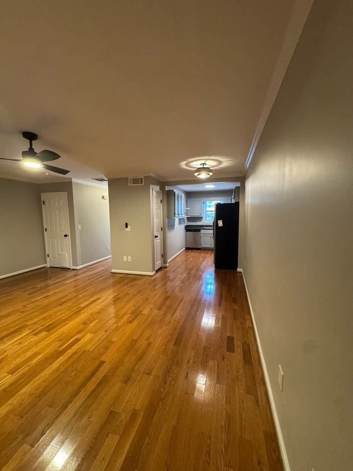 1232 Camelot Ct Ne - Photo 6 of 20