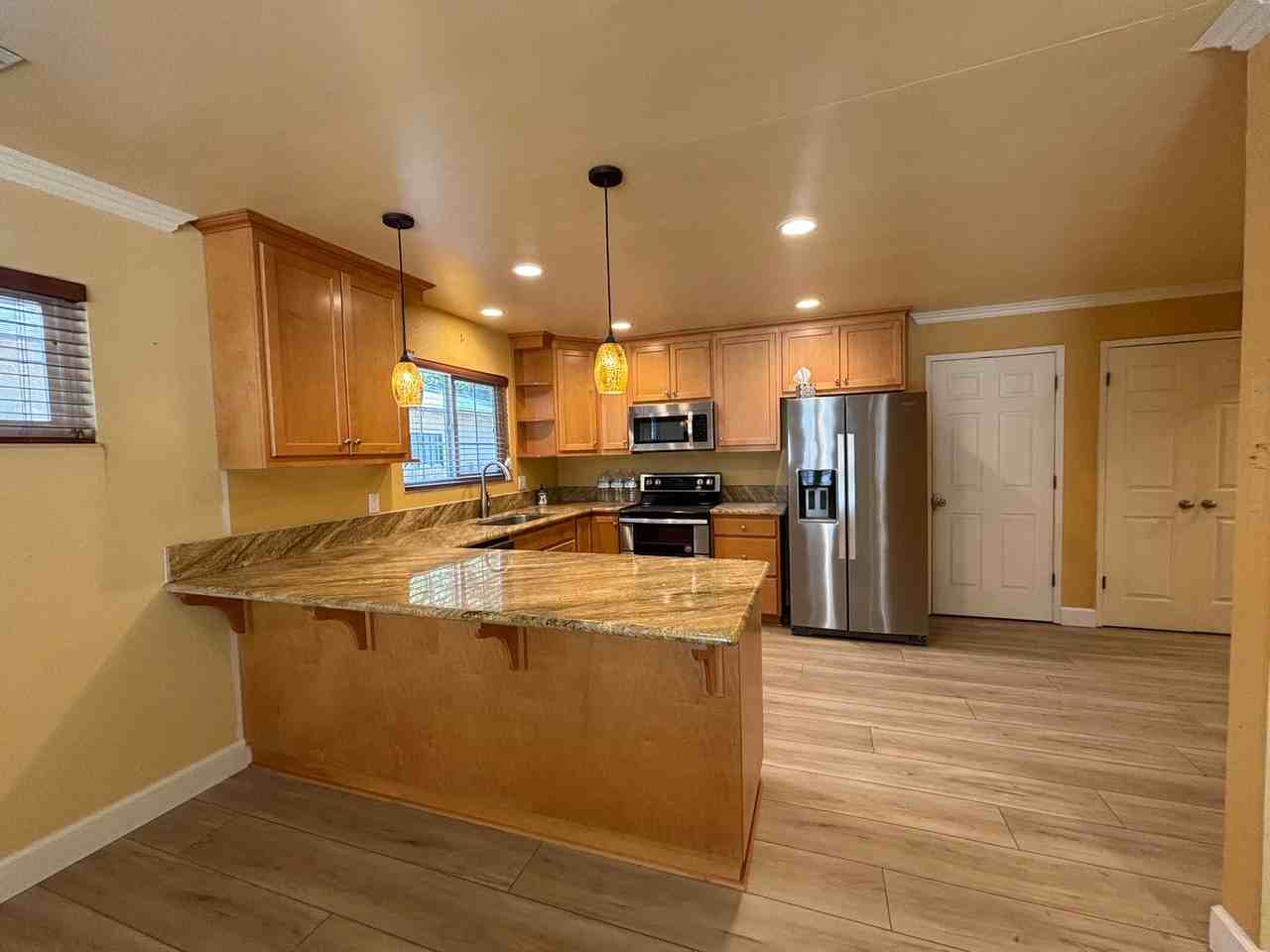 401 Klamath Dr - Photo 4 of 20