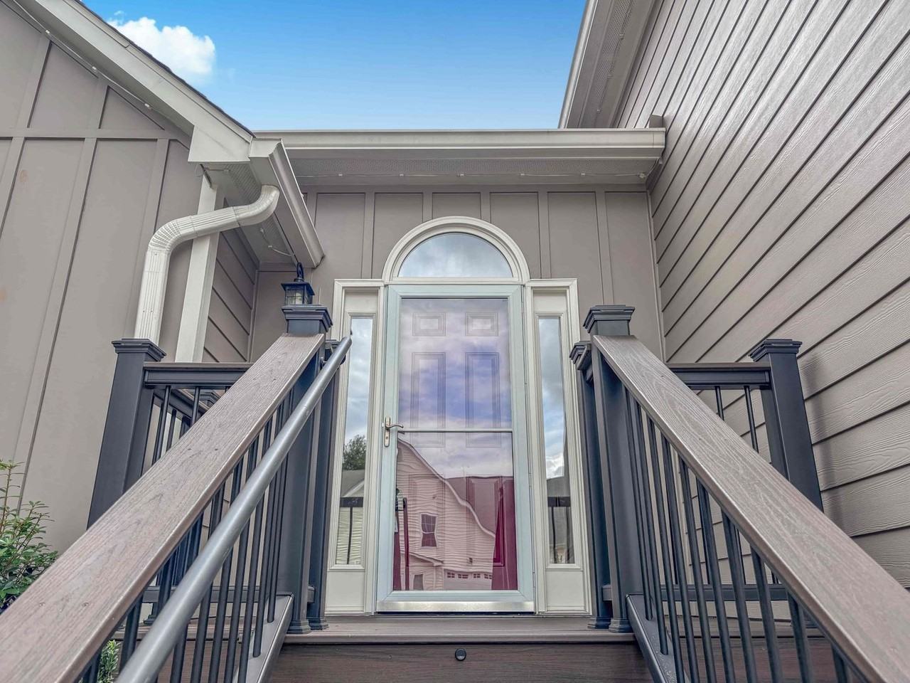 3029 Vineyard Way Se - Photo 3 of 33