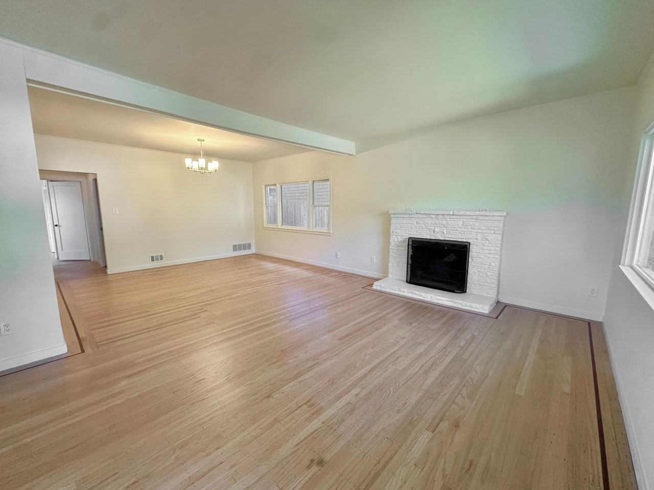 9 Bungalow Ave - Photo 6 of 29