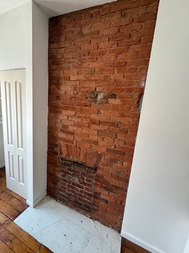 4520 Liberty Ave - Photo 5 of 12