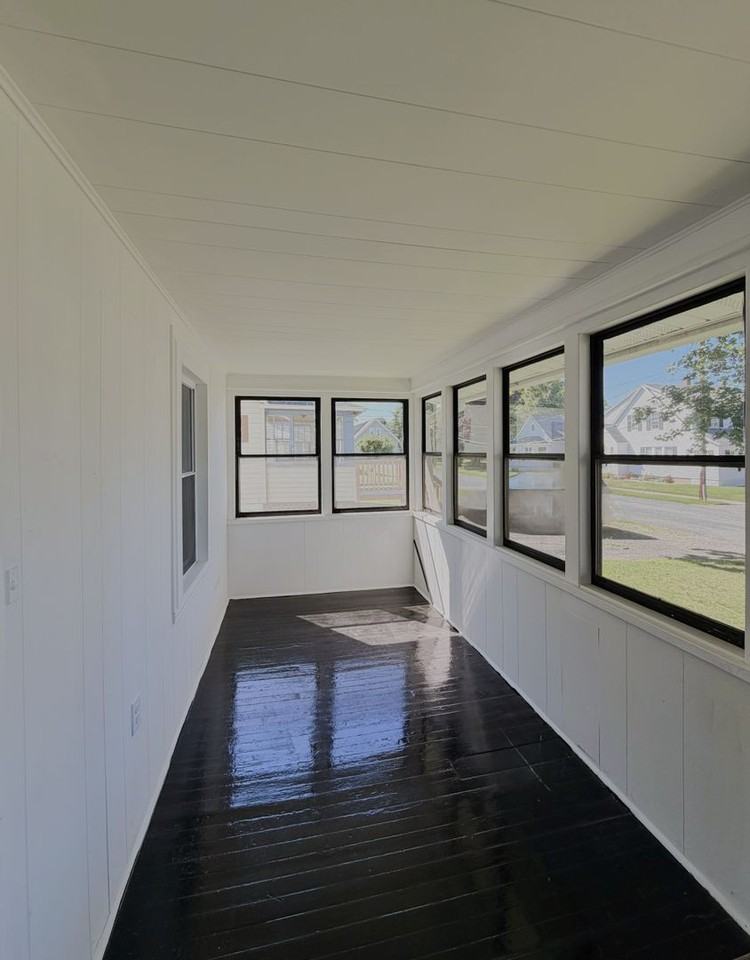 23 Westover St - Photo 5 of 6