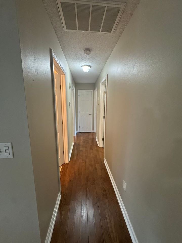 509 S Whippoorwill Dr - Photo 7 of 17