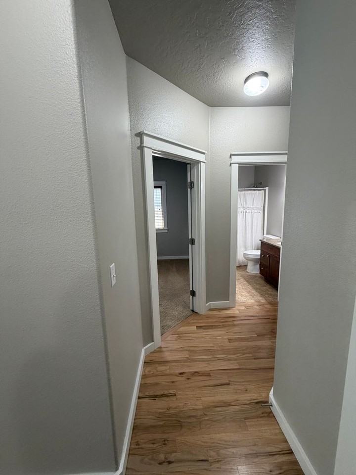 3024 N Christian Way - Photo 5 of 50