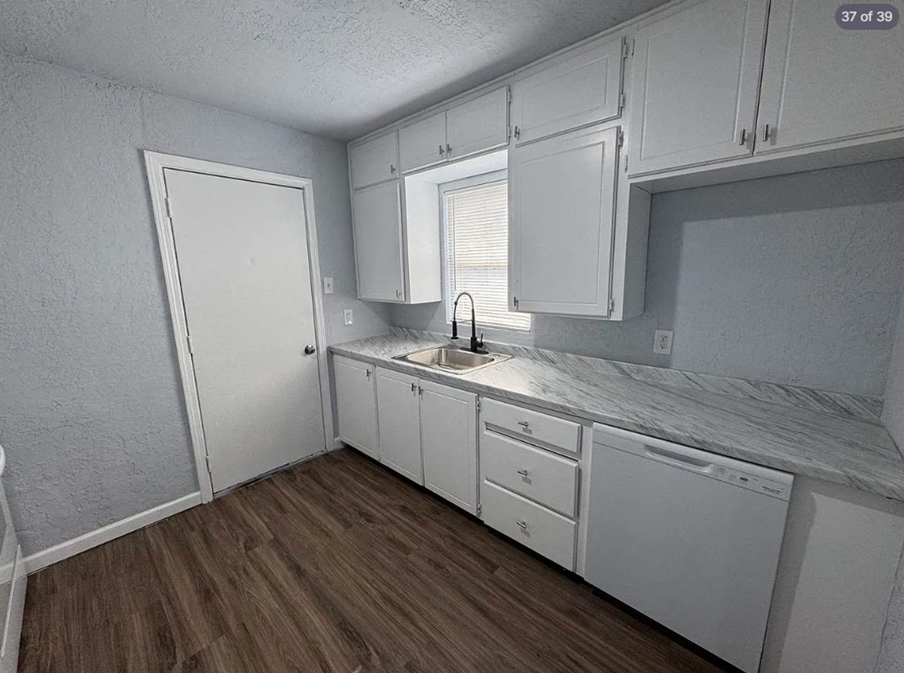 1212 Nw Dearborn Ave #3 - Photo 6 of 13
