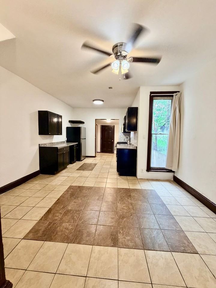 5232 Heston St - Photo 4 of 25