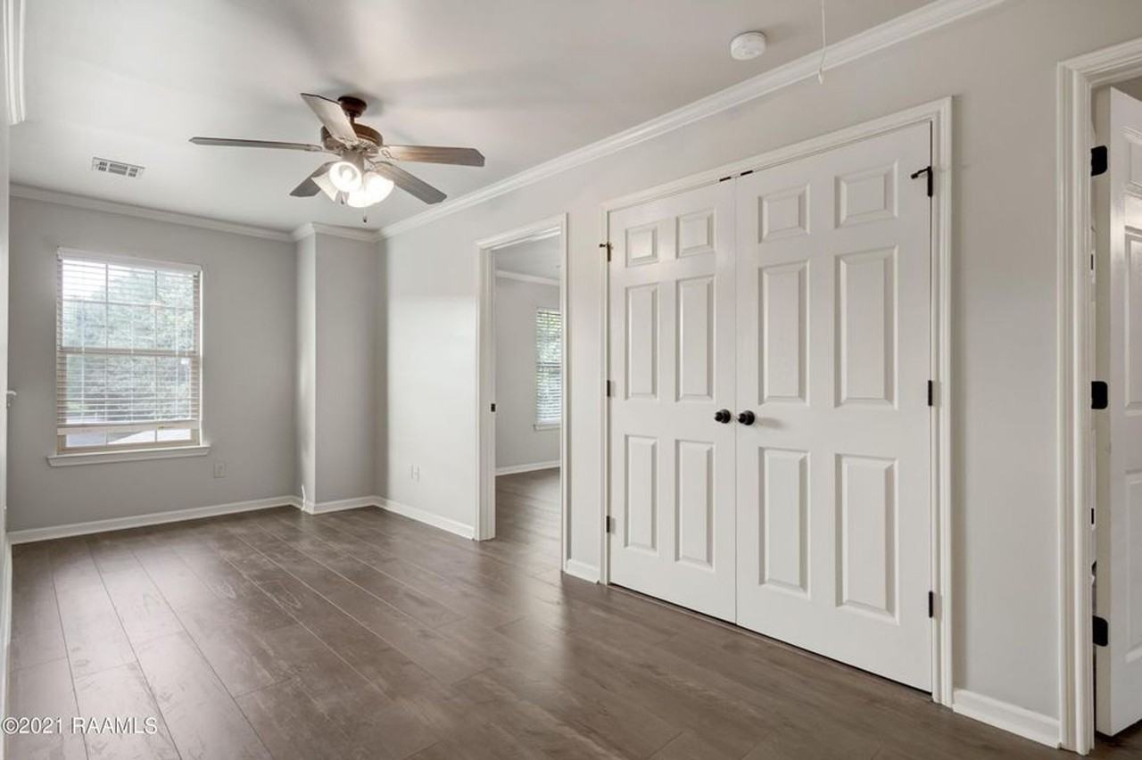 124 Deraney Ln - Photo 6 of 10