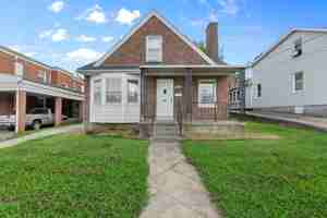 featured image of 707 W Main St