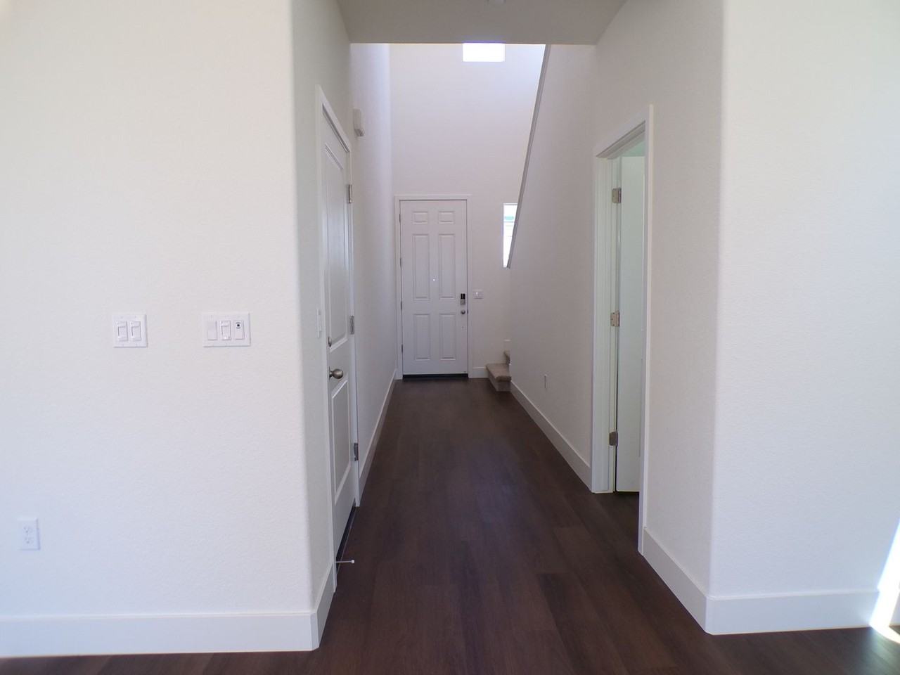 4333 4333 Frontier Way - Photo 7 of 20