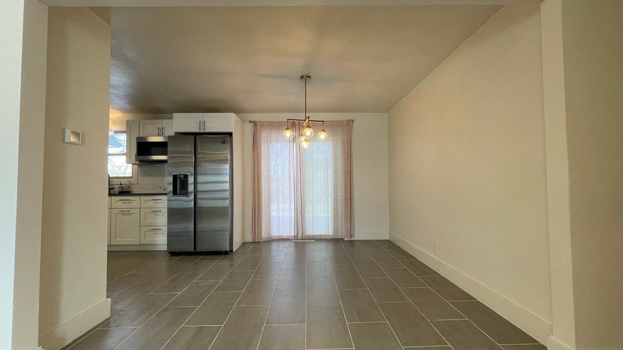 2740 W Elizabeth St - Photo 6 of 16
