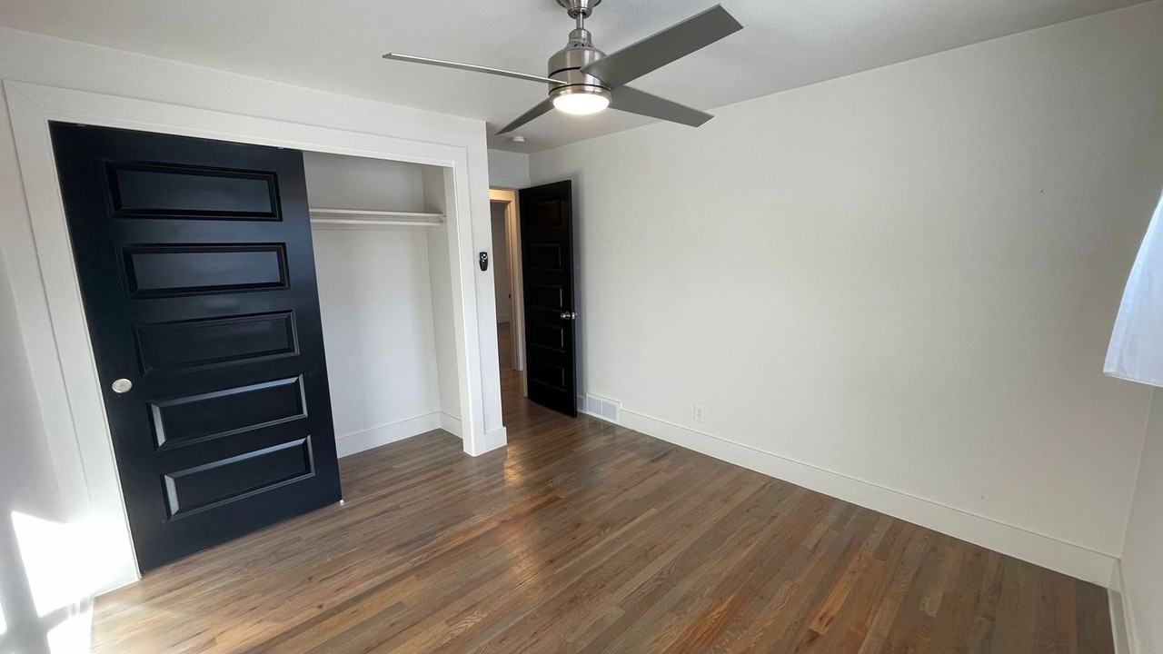 2740 W Elizabeth St - Photo 7 of 16