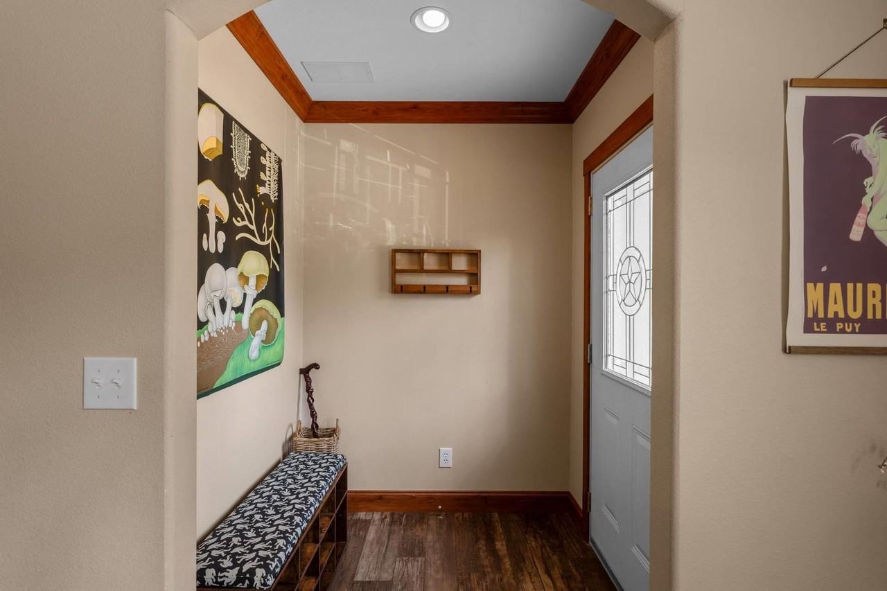 23038 Pedernales Canyon Trl - Photo 3 of 22