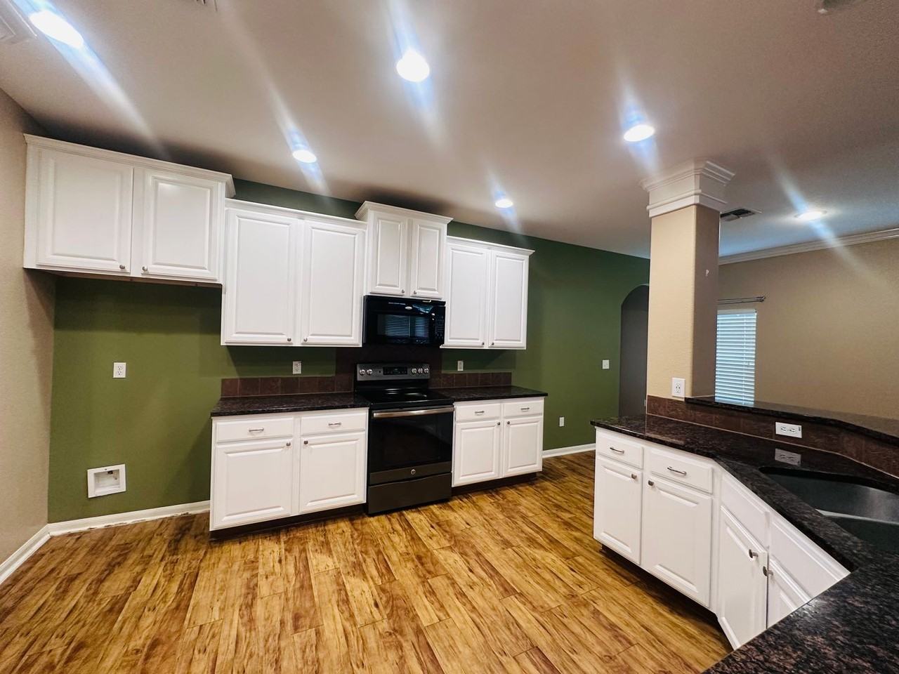 6017 Tapestry Dr - Photo 6 of 34