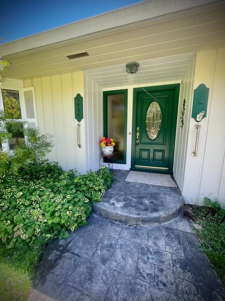 5434 Monte Verde Dr - Photo 2 of 48