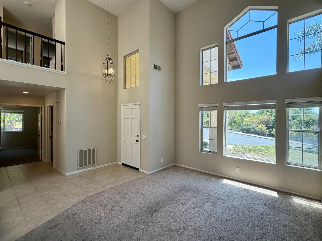 3366 Waterford Dr - Photo 4 of 50