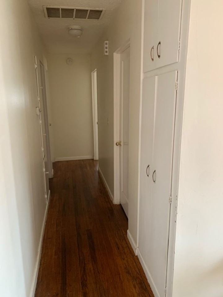 580 Columbia Ave - Photo 6 of 8