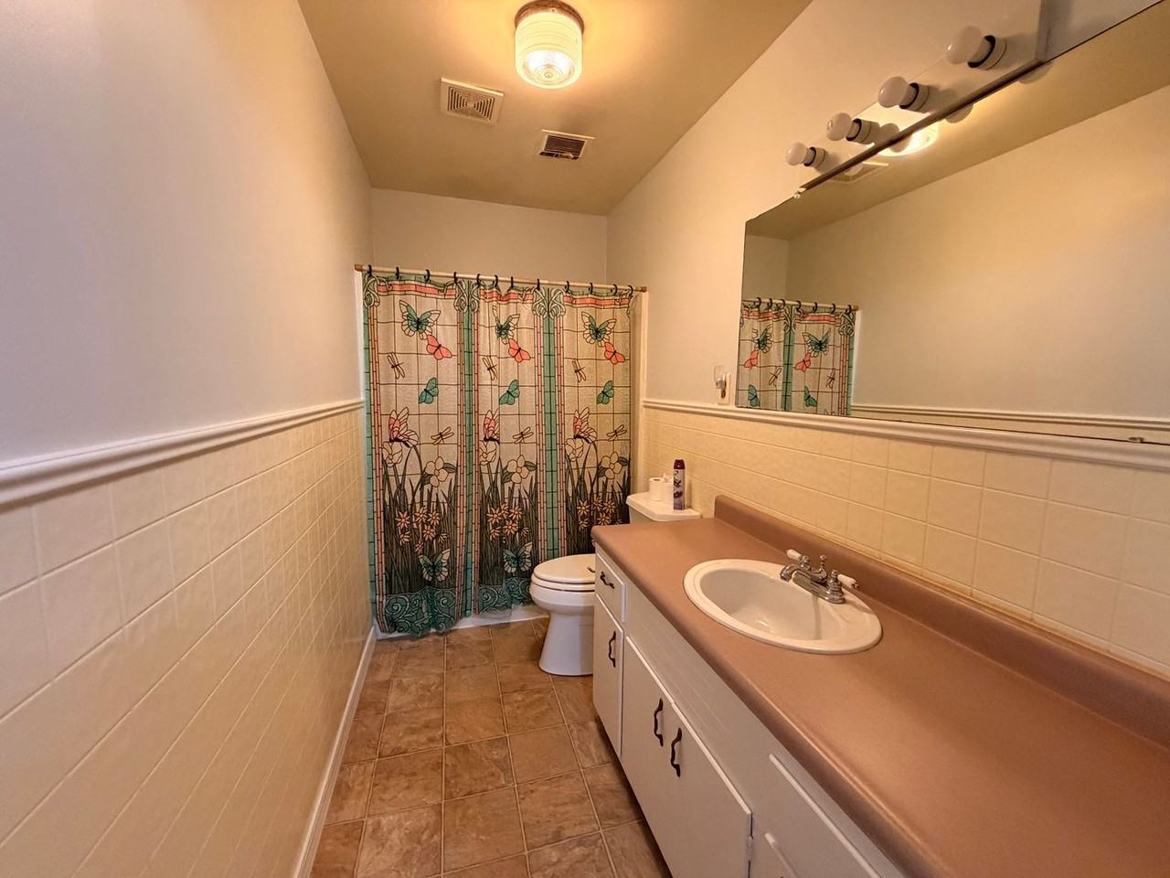 1310 Bradley Ln - Photo 4 of 13