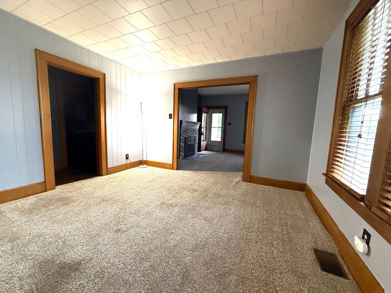 329 N 7th St - Photo 4 of 13