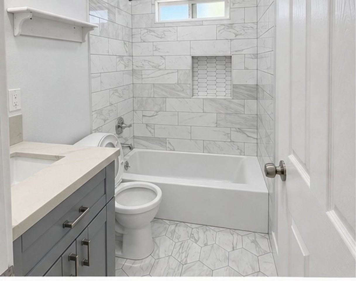 3502 Nyeland Ave - Photo 4 of 9