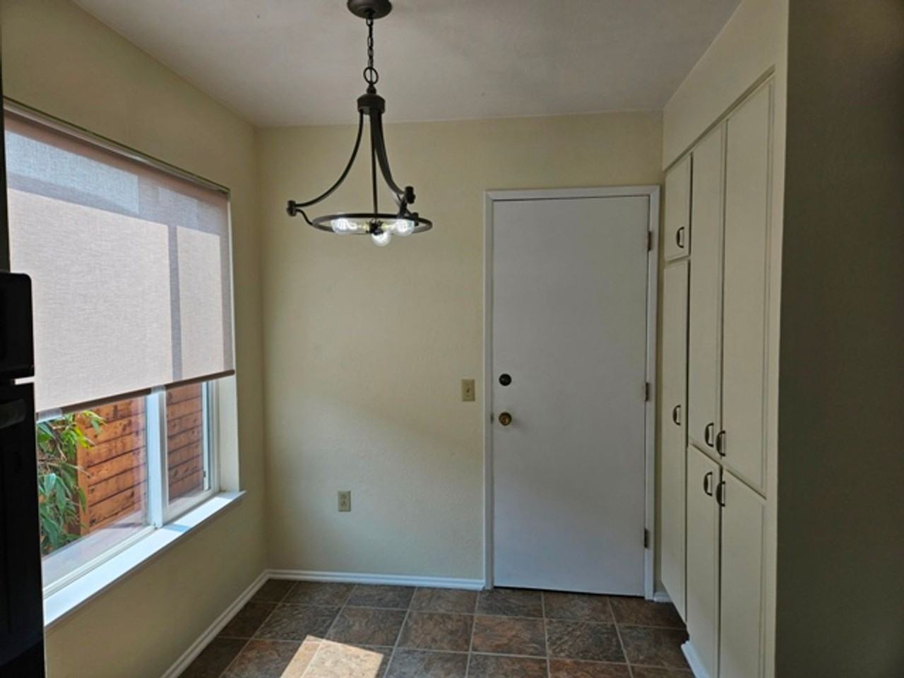 3056 Twin Oak Pl Nw - Photo 5 of 24