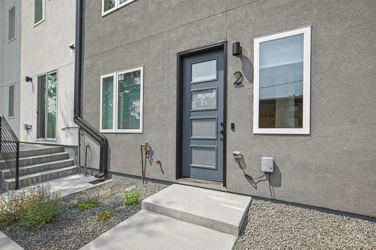 1370 Lowell Blvd - Photo 2 of 29