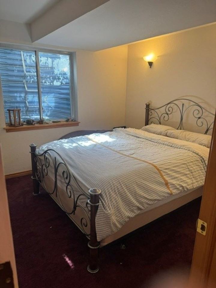 3905 Buckthorn Dr - Photo 2 of 7