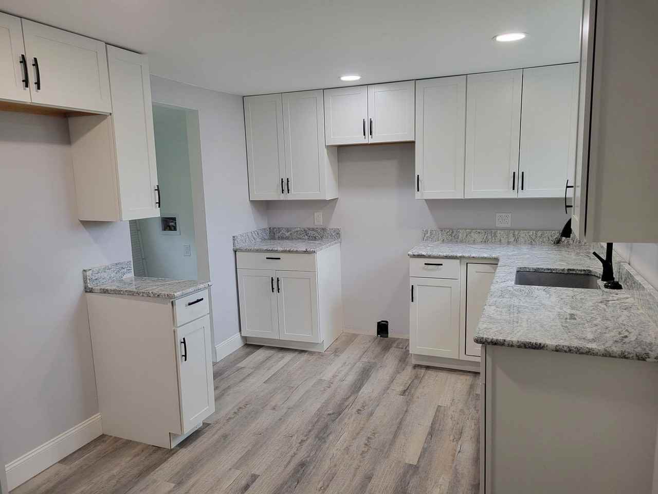 1366 Main St - Photo 7 of 18