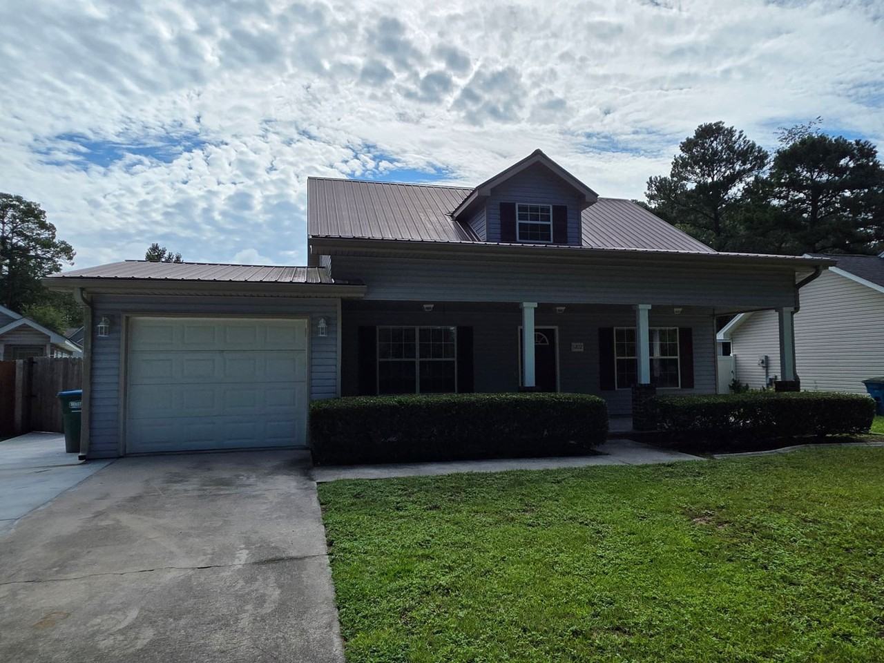 1202 Carolina Ave - Photo 2 of 26
