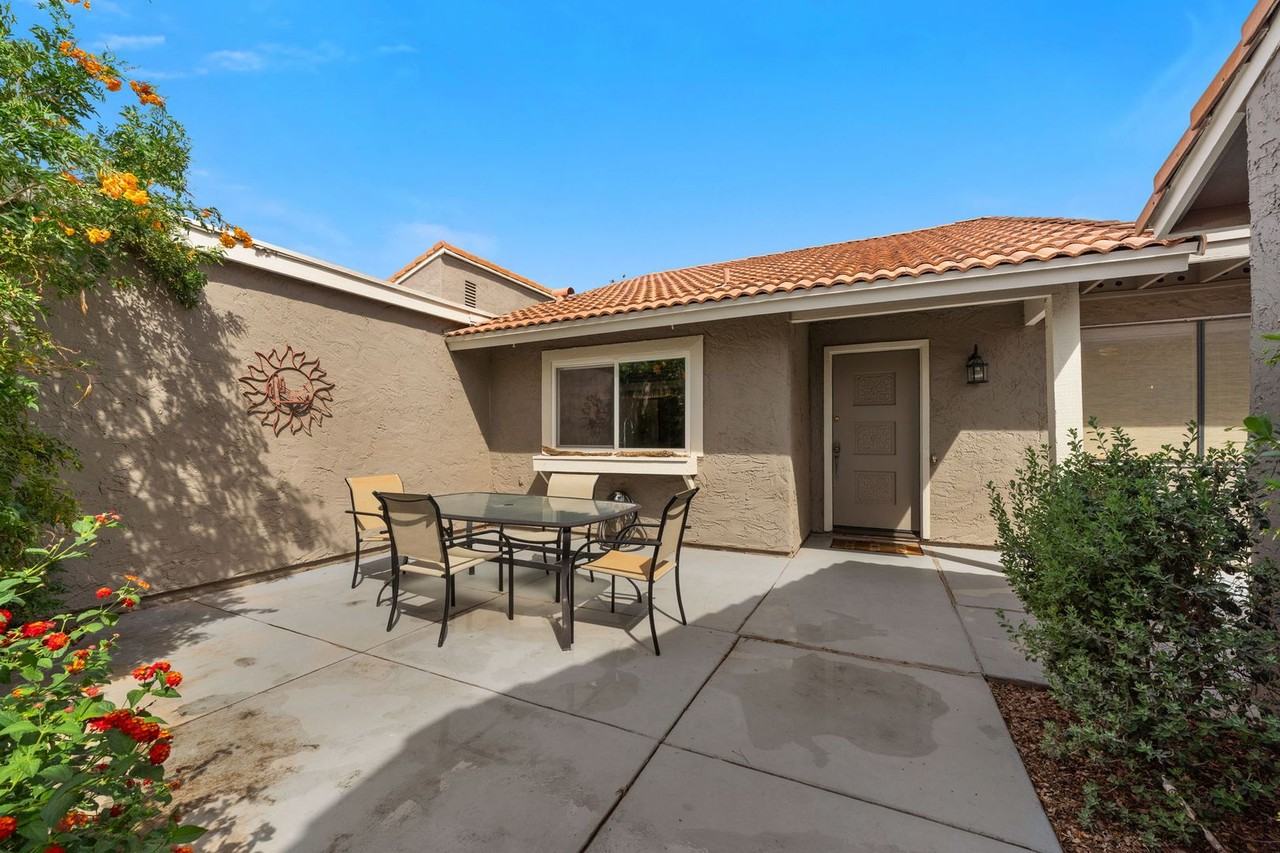 283 Leisure World