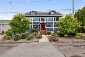 featured image of 864 S 5th St #3