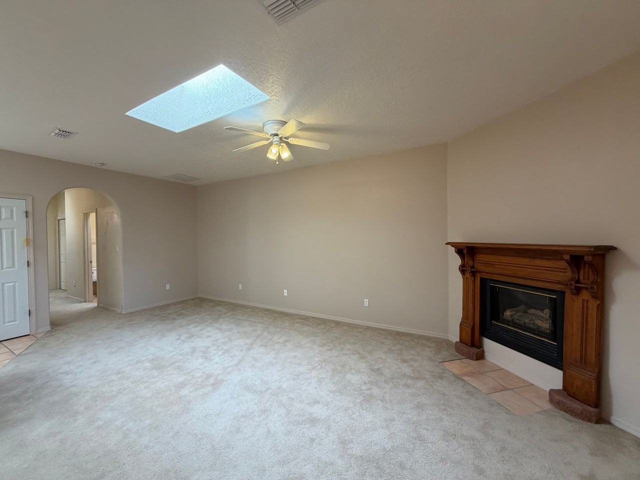 4516 Holiday Breeze Pl Ne - Photo 2 of 17