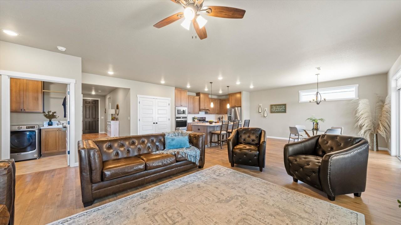 514 Constance Ave - Photo 7 of 33