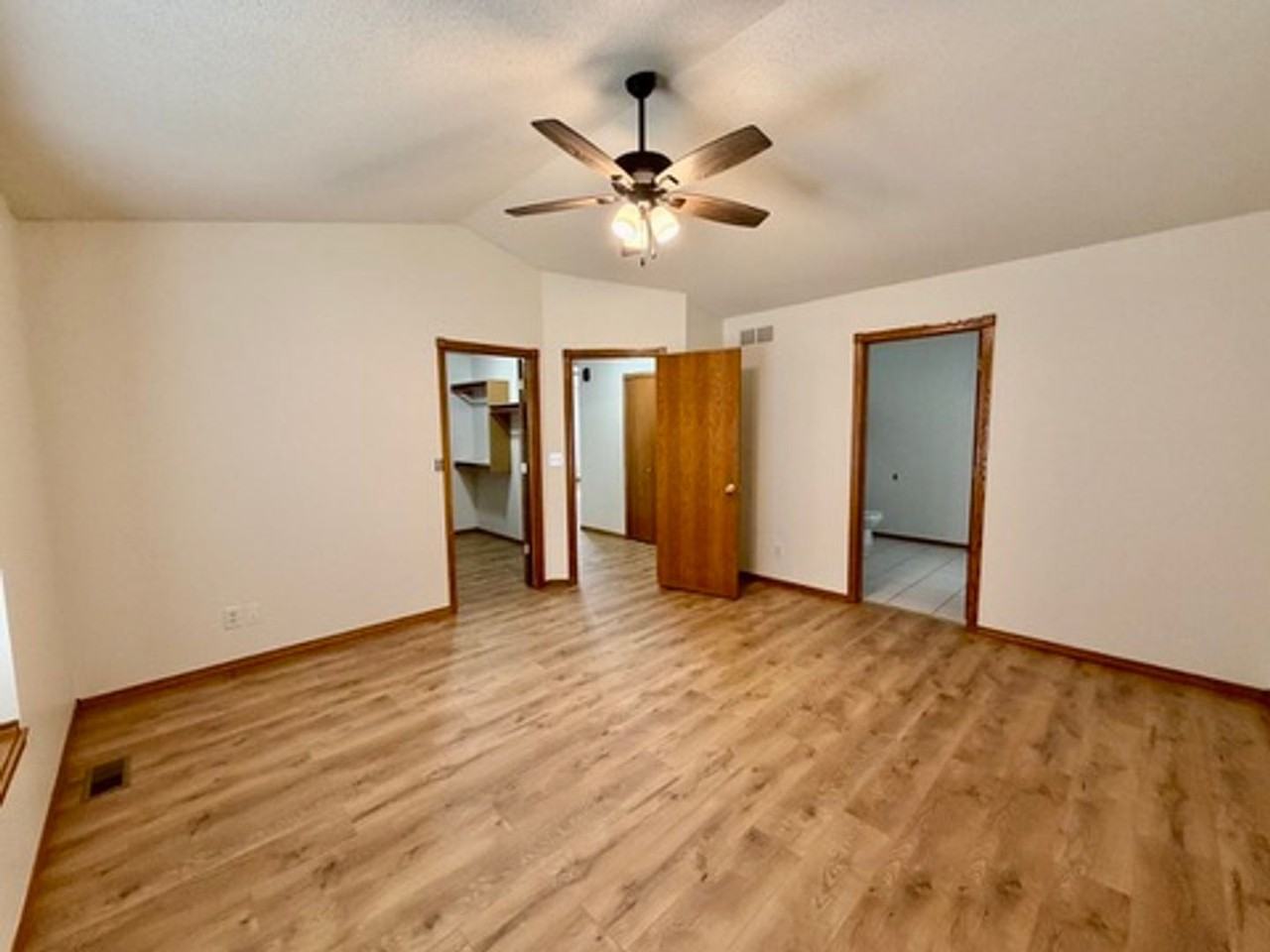 2315 N Brandon Cir - Photo 7 of 21