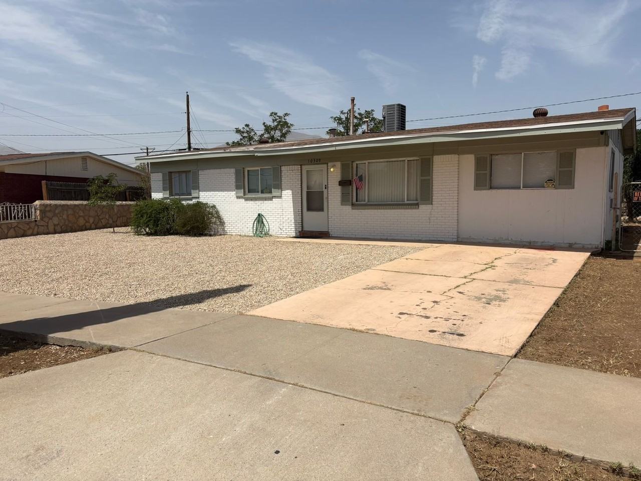 10309 Shoshone St - Photo 2 of 29