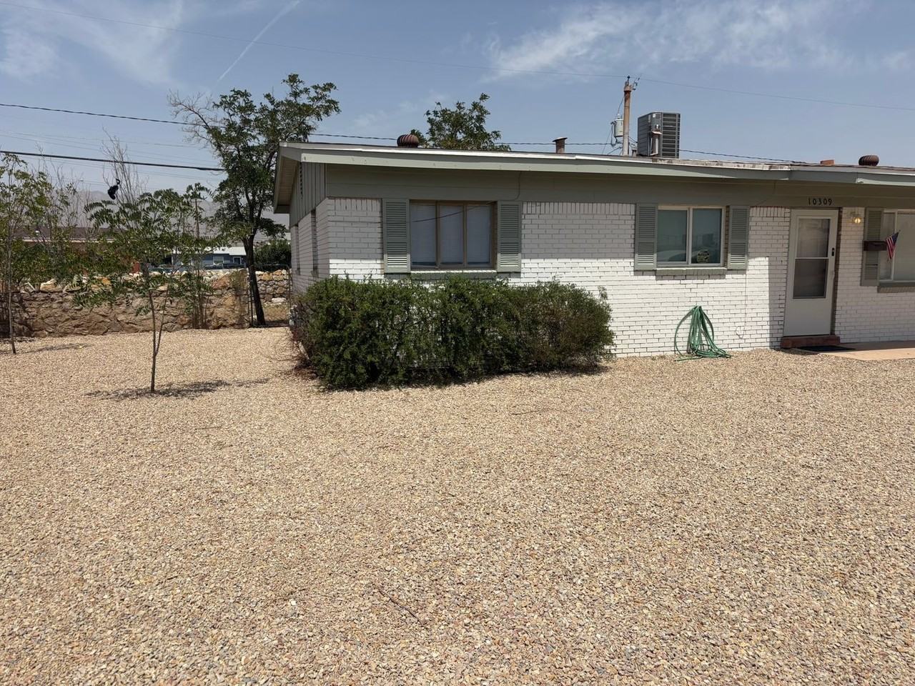10309 Shoshone St - Photo 3 of 29