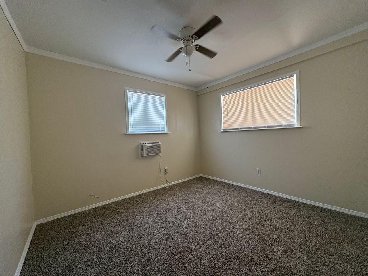 10309 Shoshone St - Photo 6 of 29