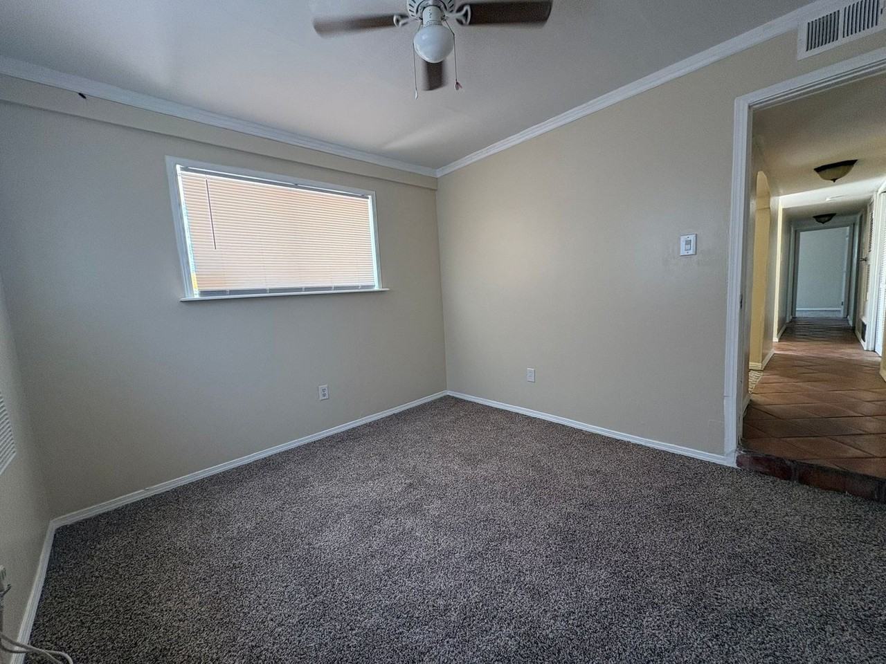 10309 Shoshone St - Photo 7 of 29