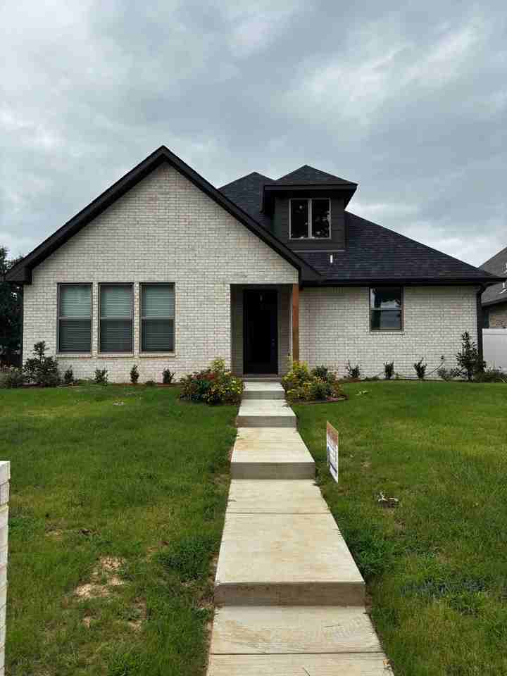 7 Fernwood Dr - Photo 2 of 24