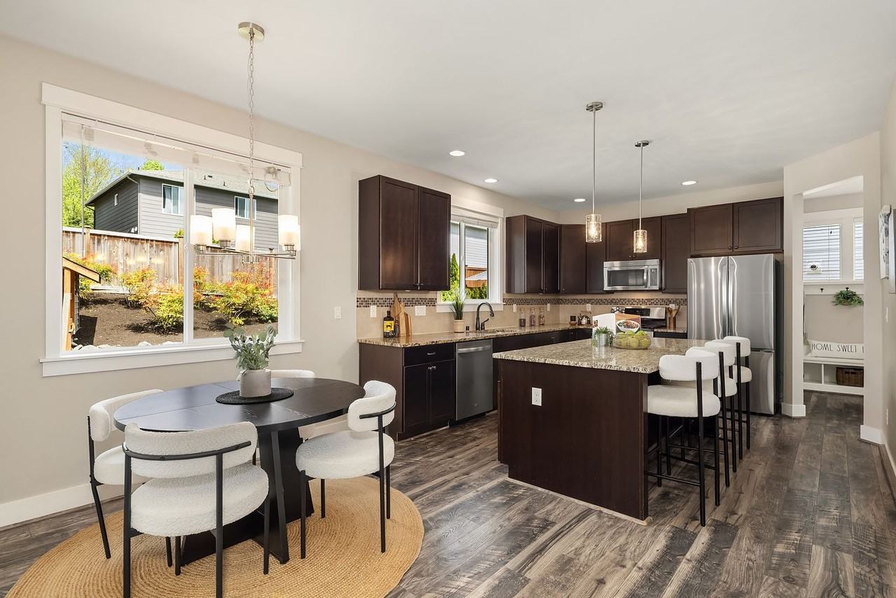 15128 276th Pl Ne - Photo 7 of 33