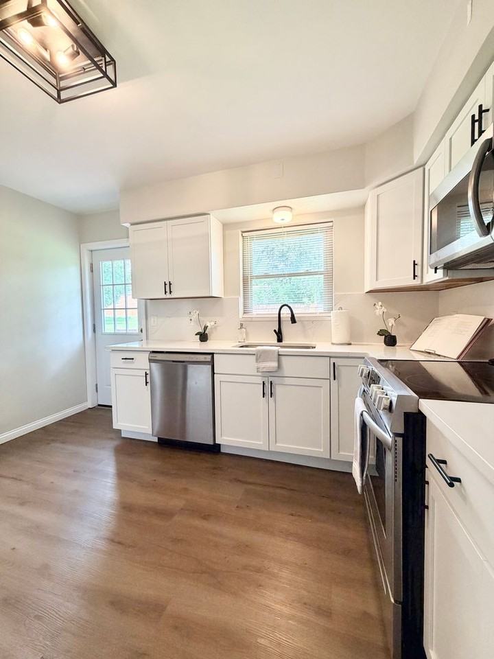 24 Lincord Dr - Photo 4 of 19