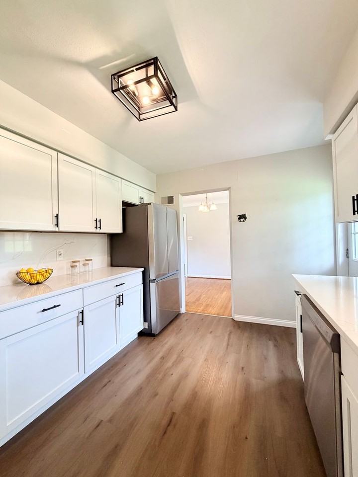 24 Lincord Dr - Photo 5 of 19