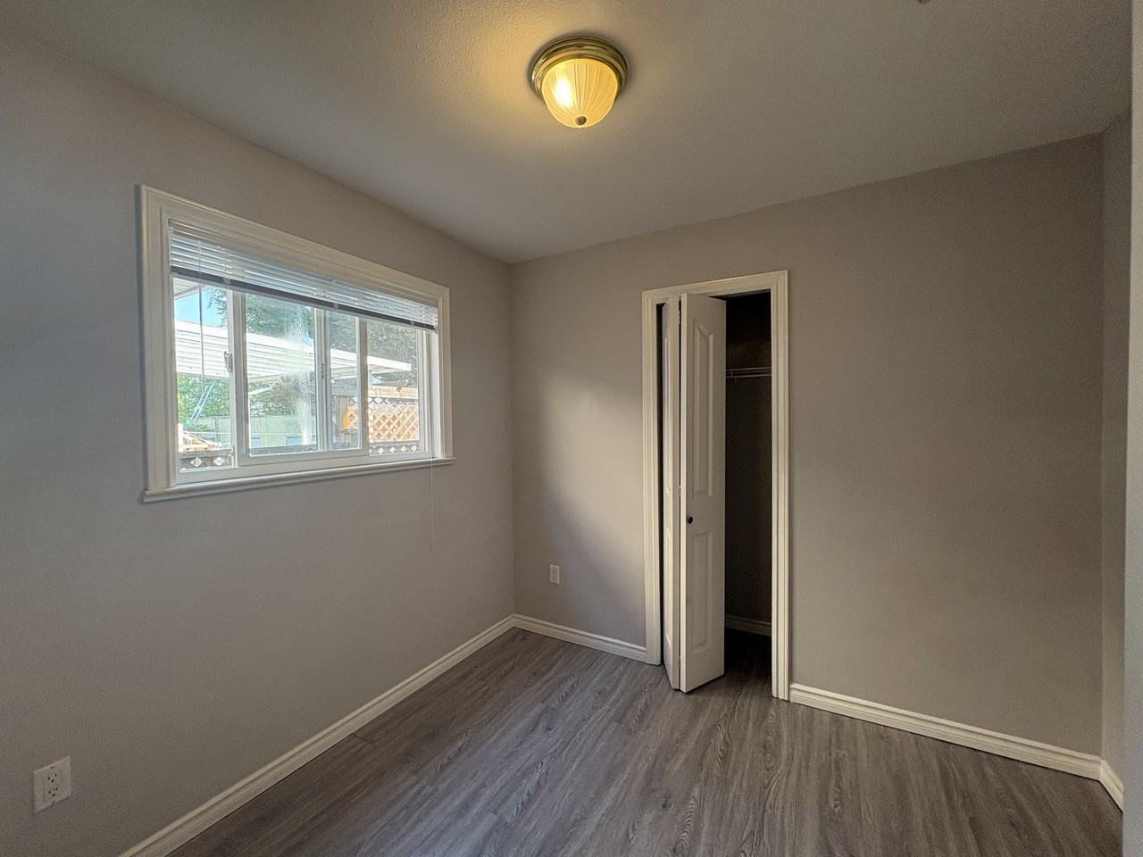 678 West 71st Avenue - Photo 2 of 11
