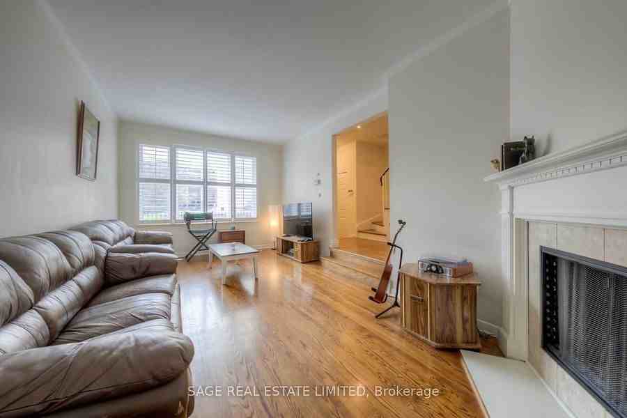 230 Balliol Street #Main - Photo 4 of 19