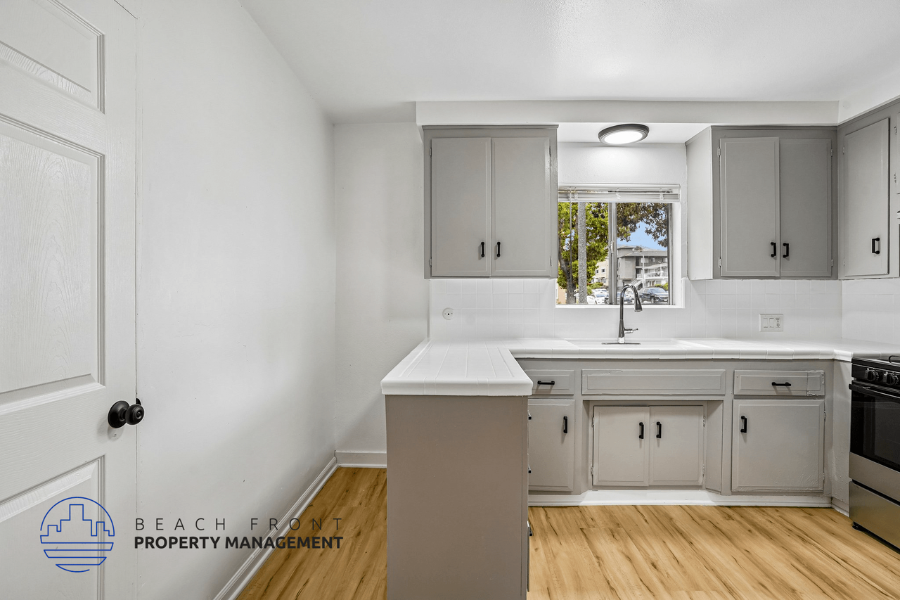 914 Alma St. - Photo 4 of 20