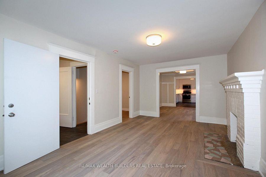 163 Parkside Drive #B - Photo 6 of 19