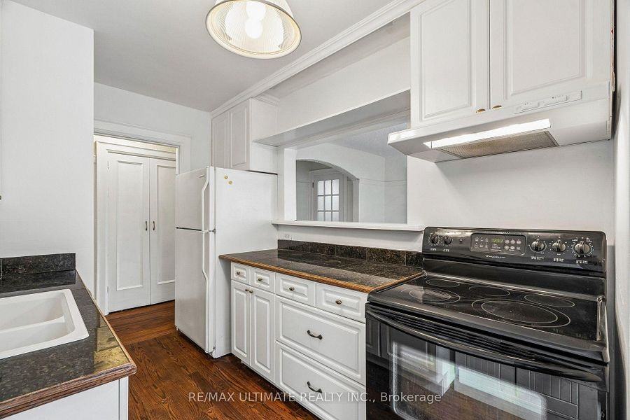 470 Oriole Parkway #3 - Photo 7 of 21