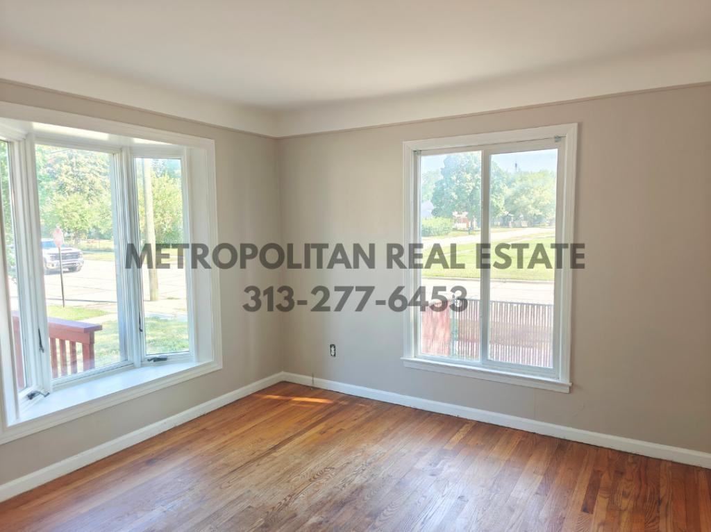 1713 Gilman St - Photo 3 of 22